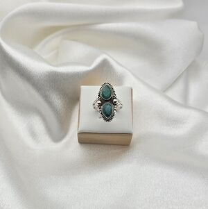 Sterling Silver 925 Double Emerald Gemstone Ring